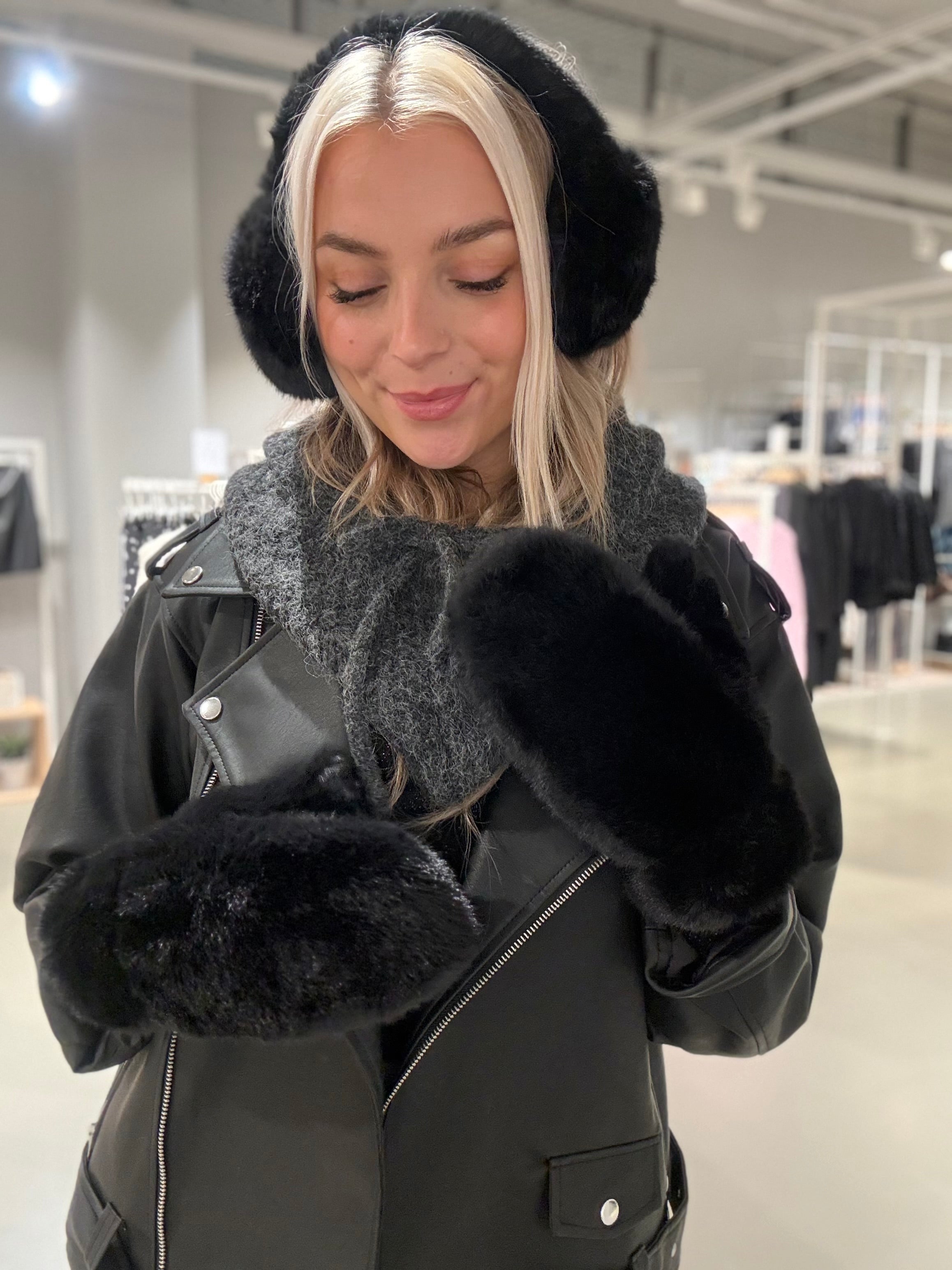 PCJUTLANDIA Mittens - Black